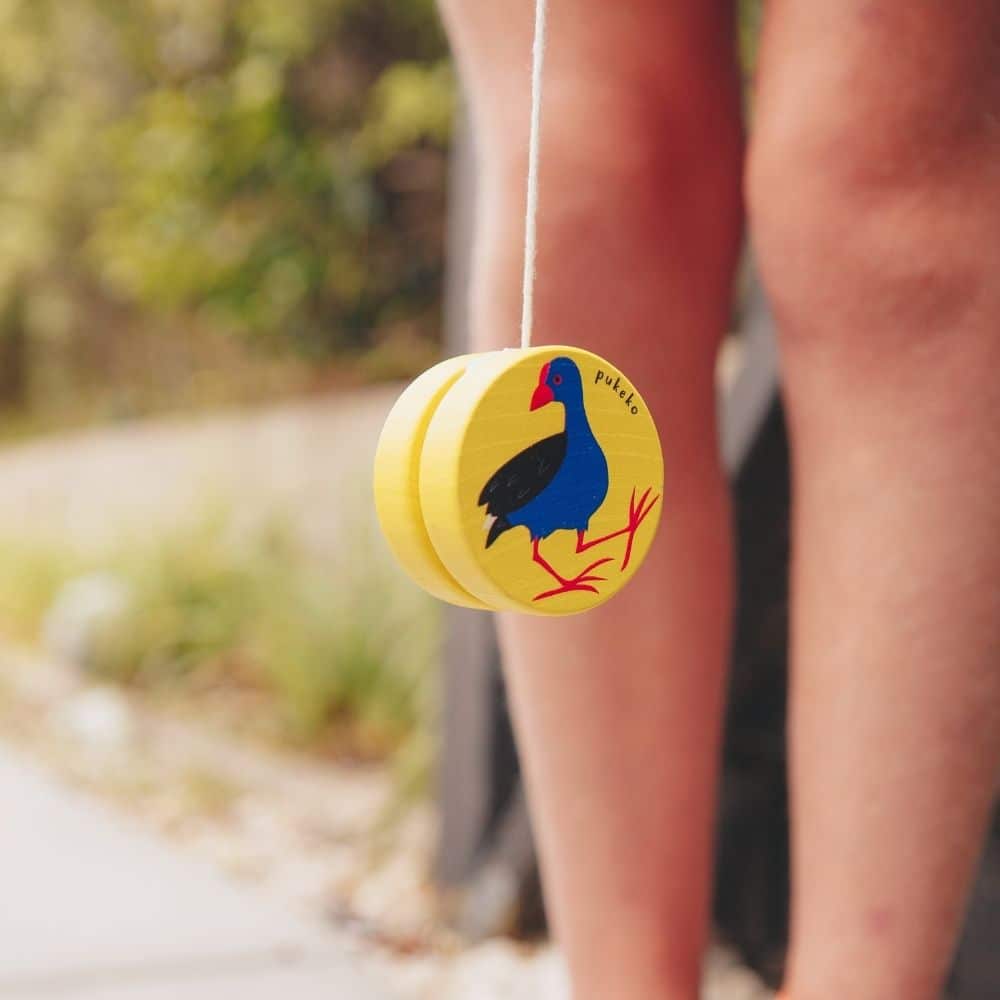 NZ Native Bird Wooden Yoyo - Pūkeko - Image 3