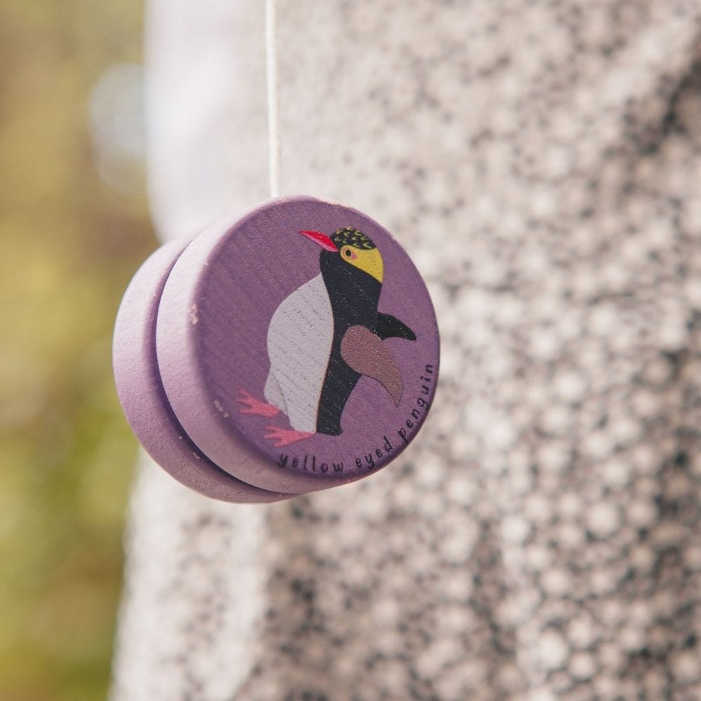 NZ Native Bird Wooden Yoyo - Yellow Eyed Penguin